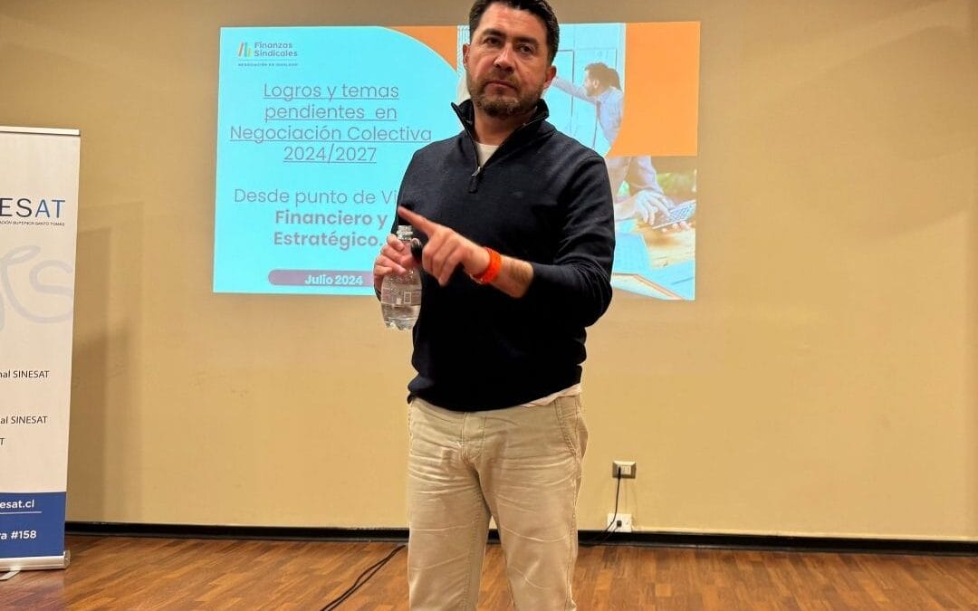 Darwin Medina expone en el 1° día de convención sindical 2024